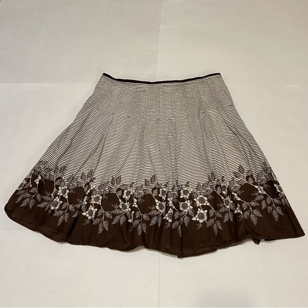 ⭐️Joe Benbasset Brown and White Floral A-Line Skirt